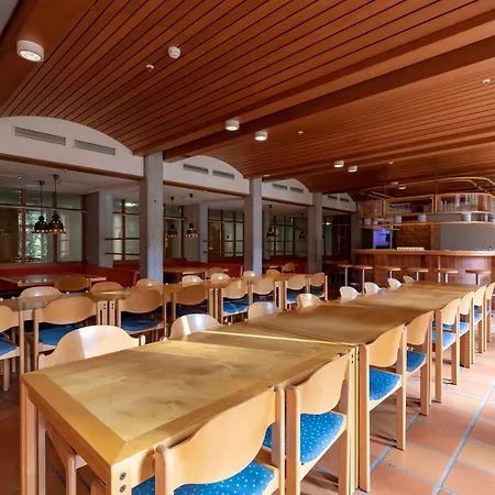 Wilhelm-kempf-haus Hotel 2*