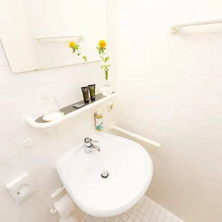 Wilhelm-kempf-haus Hotel 2*